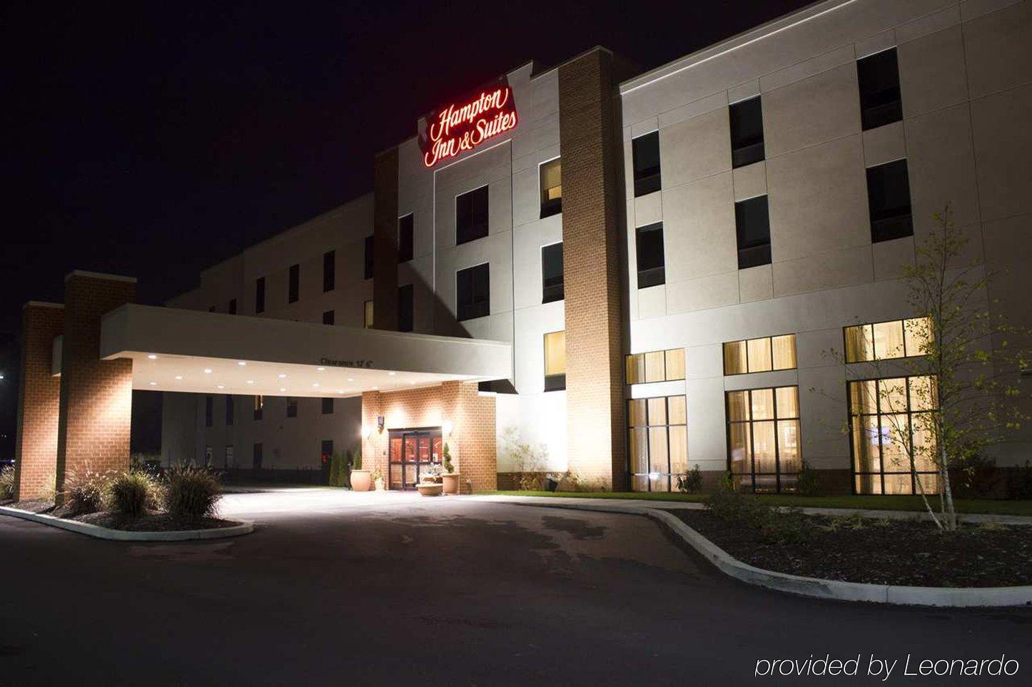 Hampton Inn & Suites Harrisburg Exteriör bild